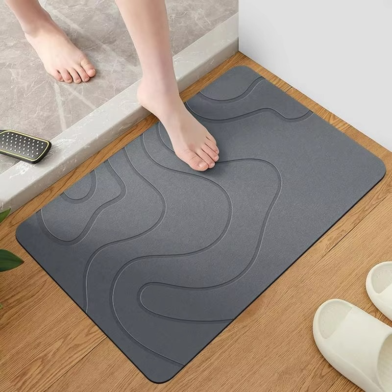 Non-Slip Bath Mat with Strong Suction Cups – Soft, Comfortable & Quick-Dry Shower and Tub Floor Mat