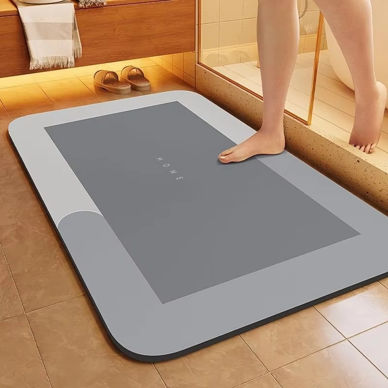 Diatomaceous earth bath mat in Silver